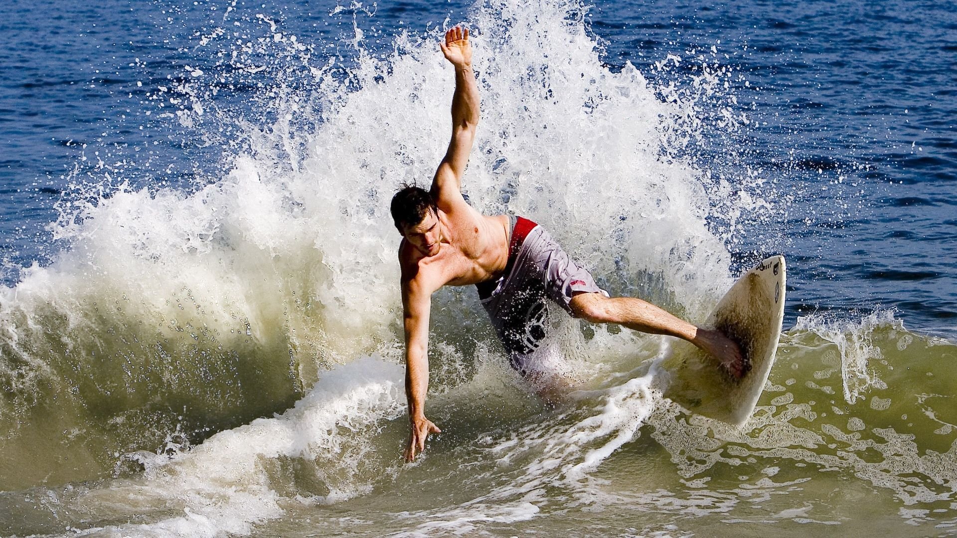 逆境中的“英雄”崛起，就是这么燃！