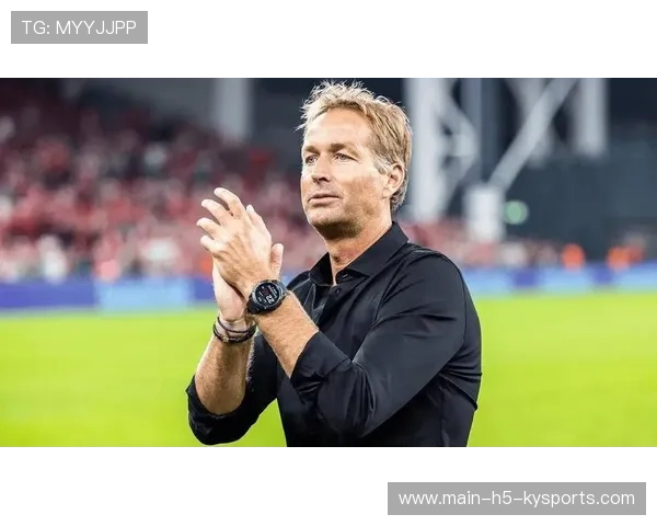 尤尔曼德谈勒沃库森：球队施压时展现出惊人韧性，勒沃库森对比勒费尔德